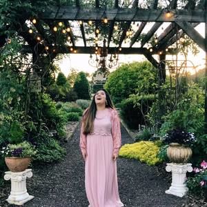 Meet your Posher, Natalie